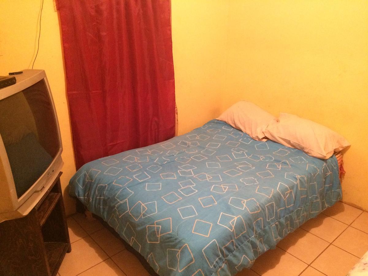Blanquita Guesthouse Manuel F. Martínez Екстериор снимка